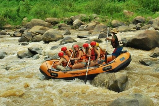 Loop Abroad students on their water rafting