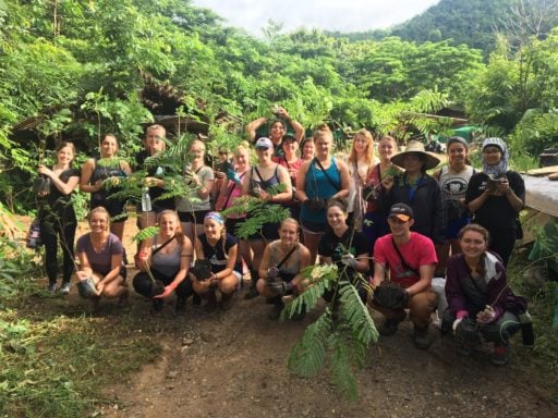 Loop Abroad student and team on their group picture