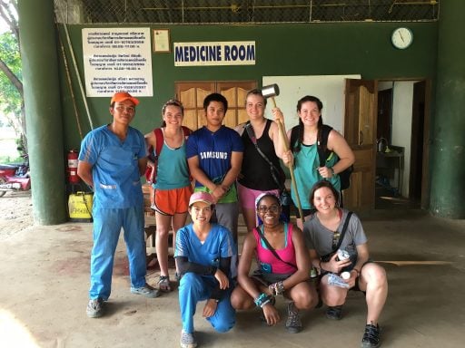 Loop Abroad High School Vet Students