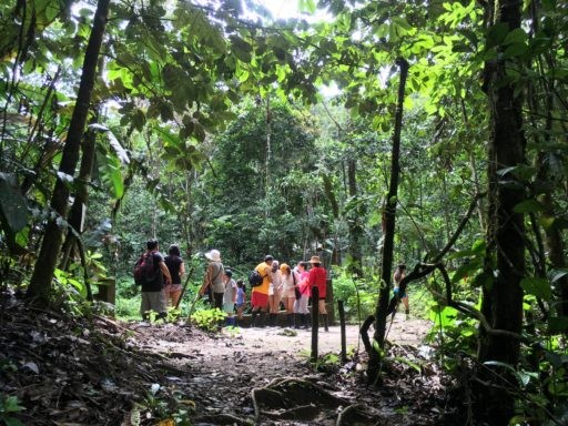 Loop Abroad students on their group visit to the venue